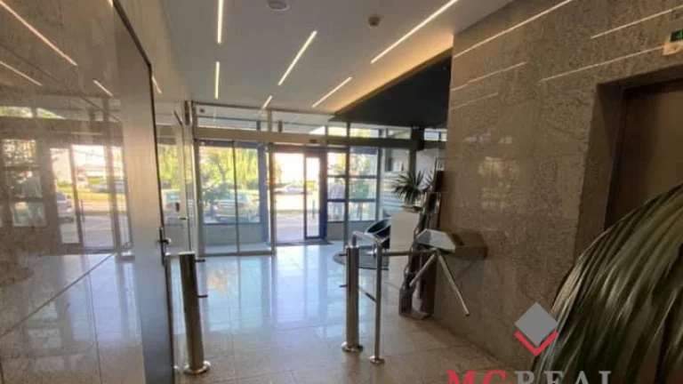Prenájom 724 m² kancelárskych priestorov v Bratislave na Trn
