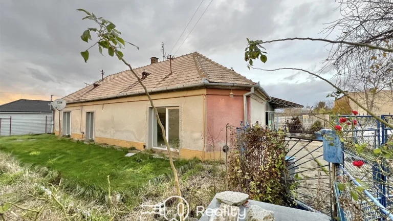Na predaj 3-izbový rodinný dom v obci Pribeta