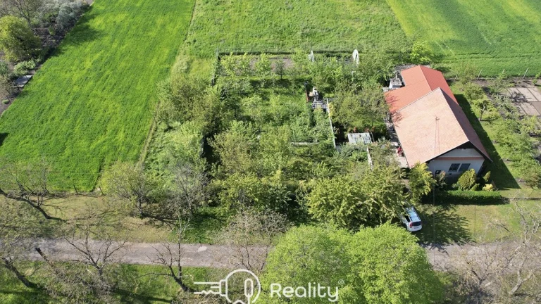 Na predaj stavebný pozemok v obci Palárikovo
