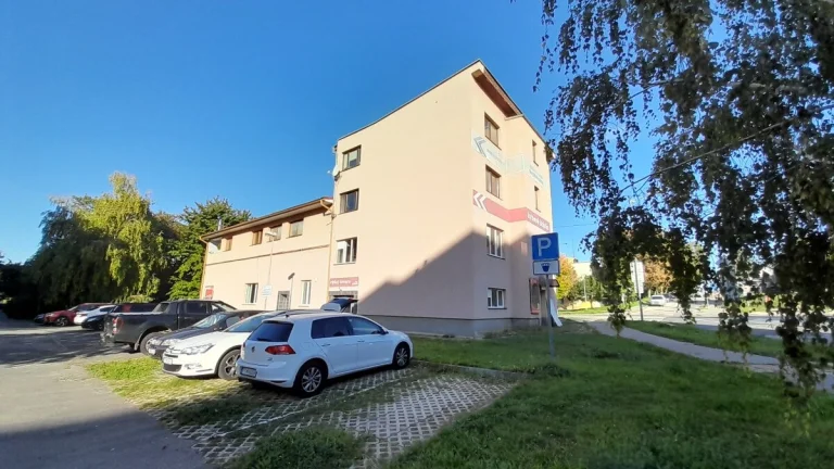 Priestor na prenájom bývalá pizzeria, Trnava-ul.Tehelná