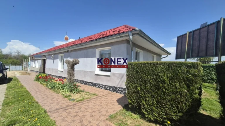 Pekný rodinný dom v meste VEĽKÉ KAPUŠANY – NA PREDAJ