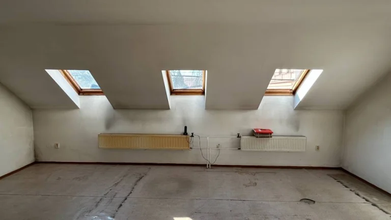 NA PRENÁJOM Polyfunkčná budova na bývanie/podnikanie, PREŠOV