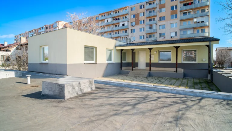 Na predaj samostatne stojaci dvojpodlažný rodinný dom s pivn