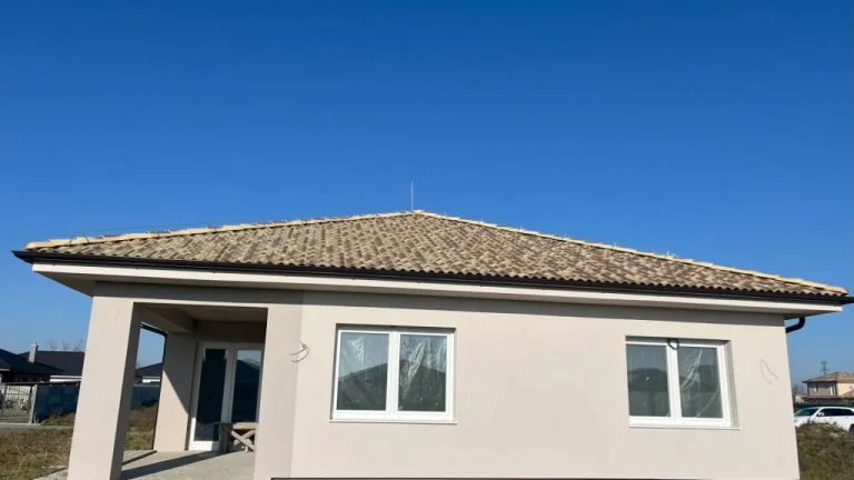Kvalitný 4-izbový bungalov, tepelné čerpadlo, Senec