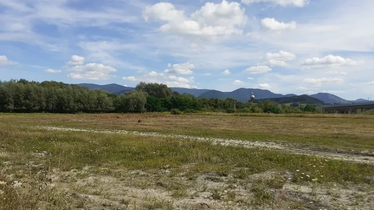 Pozemky Žilina-Bánová, 2x 5500 m2