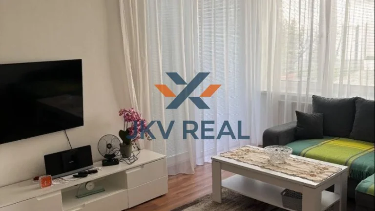 Realitná kancelária JKV REAL ponúka na prenájom kompletne za
