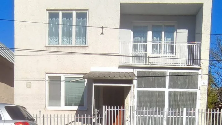 Exkluzívne znížená cena rodinný dom Roškovce
