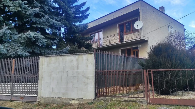 Dom 3-podlazny Dolný Oháj