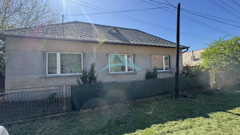 Na predaj rodinný dom – Slatina, okres Levice