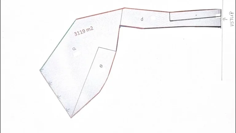 Domček s 3119m2 pozemkom, Jur nad Hronom