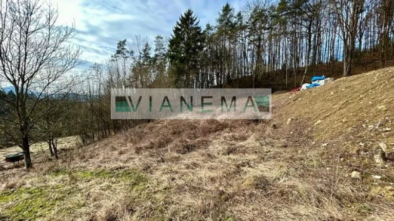 IBA U NÁS Ponúkame atraktívny stavebný pozemok, Predmie