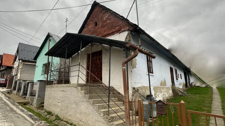 Dom s pozemkom- Kojšov 169