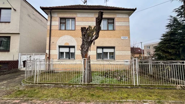 RADO I Na predaj rodinný dom, Nemšová