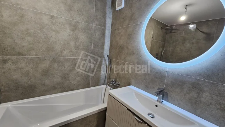 Priestranný, zrekonštruovaný 3 izbový byt 95 m2 plus …