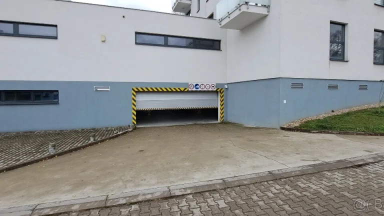 Predám podzemné garážové státie Švermova 42