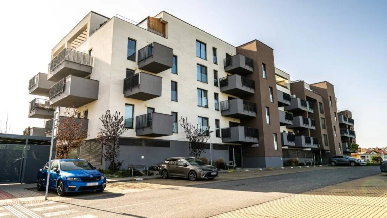 Veľký 3izb. na Zelenéj stráni s 28m² terasou