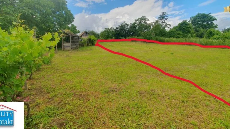 Ponúkame na predaj stavebný pozemok 810m2 v obci ĽUBÁ 10 km