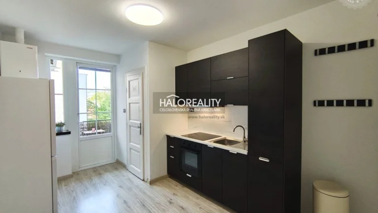 HALO reality - Prenájom, dvojizbový byt Bratislava Staré Mes