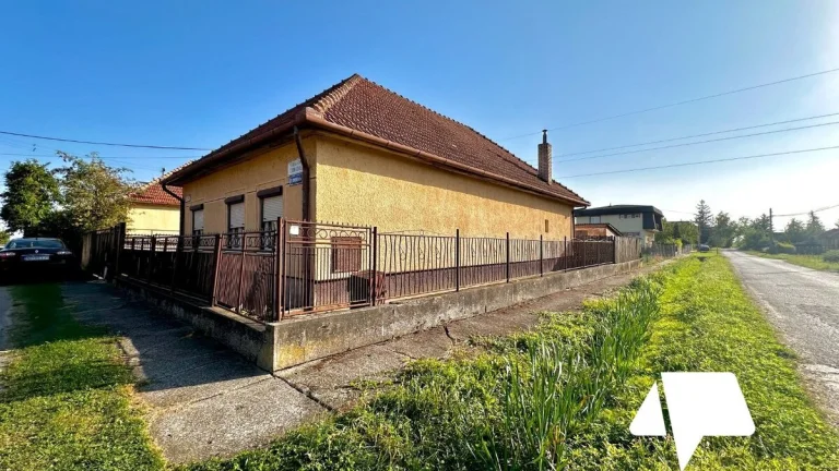 SKVELÁ INVESTÍCIA Predaj, 4-izbový rodinný dom, Tvrdošovce