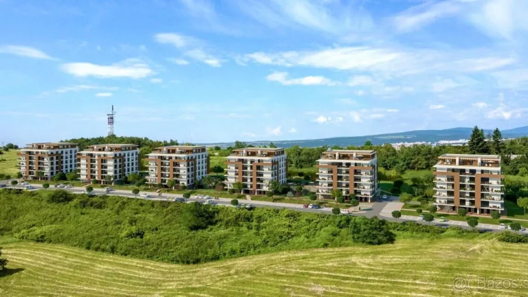 PANORAMA - NOVOSTAVBA 2 IZBOVÝ MODERNÝ BYT 54 M2, TERASA 14