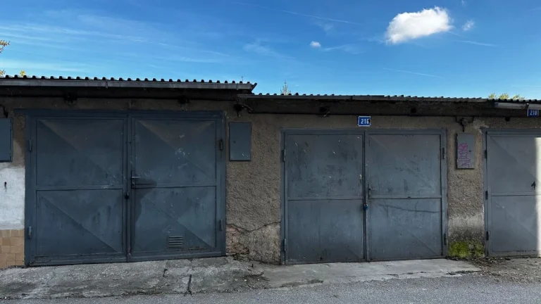 ŠACA - GARÁŽ ŽELEZIARENSKÁ - VÝHODNÁ INVESTÍCIA