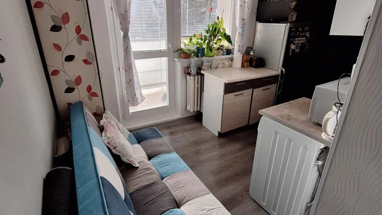 Rezervovaný // 1-izbový 44m² s dvomi lodžiami, ul. Tehelná