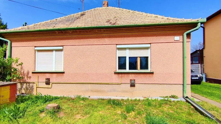PREDAJ - STARŠÍ RODINNÝ DOM V OBCI RÚBAŇ