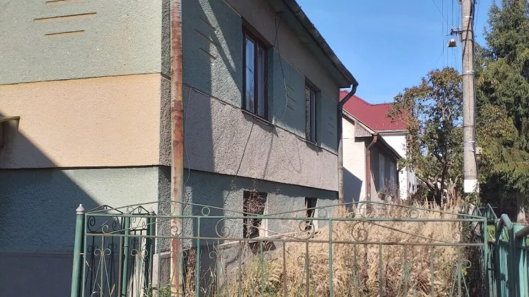 Rodinný dom 1+3, ústredné kúrenie, garáž, záhrada