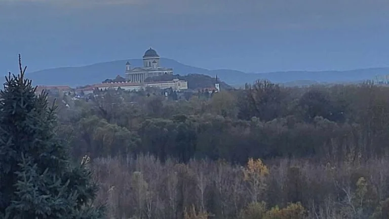 Na predaj pozemok Kamenica nad Hronom