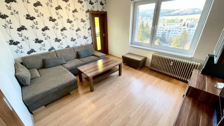 Na predaj slnečný 3izbový byt s krásnym výhľadom v Handlovej