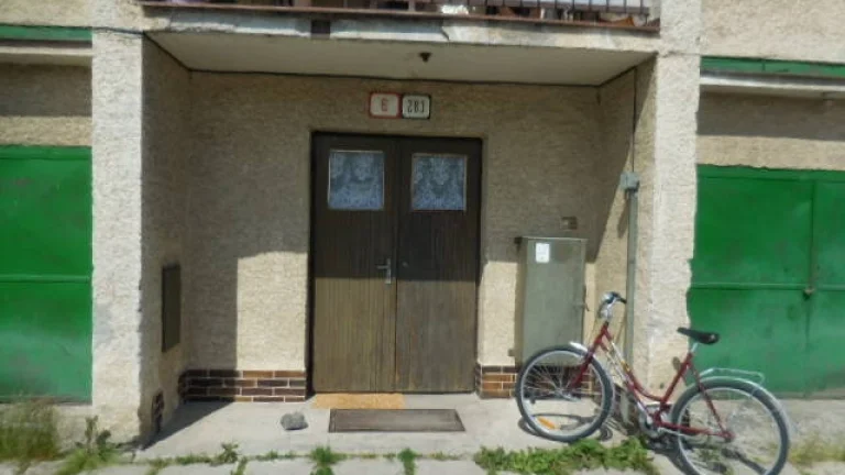 DRAŽBA-3-IZBOVÝ BYT NA UL.ČSL. ARMÁDY V OBCI TURČ.ŠTIAVNIČKA