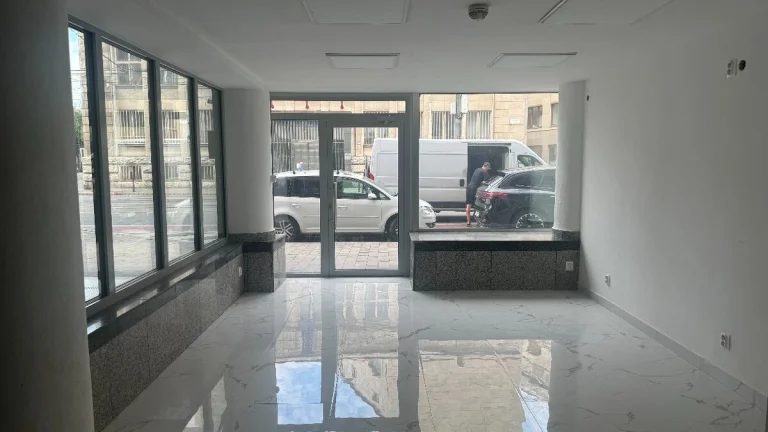 Výborná ponuka PRENÁJOM OP - Štúrova, BA I, 122 m2