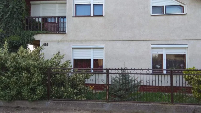 Predám veľký rodinný dom 7 izbový v obci Dolný Ohaj