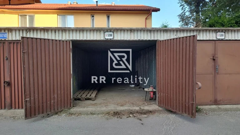 Na predaj garáž TERASA - za Spoločenským pavilónom