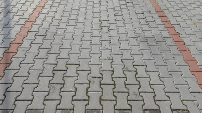 Parkovacie miesto MEANDER-Sereď