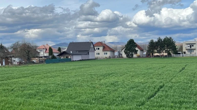 Stavebný pozemok na predaj Trenčianska Teplá - Dobrá
