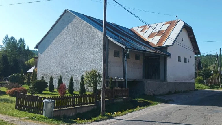 Dom v pôvodnom stave na predaj - Nižné Repaše, Levoča
