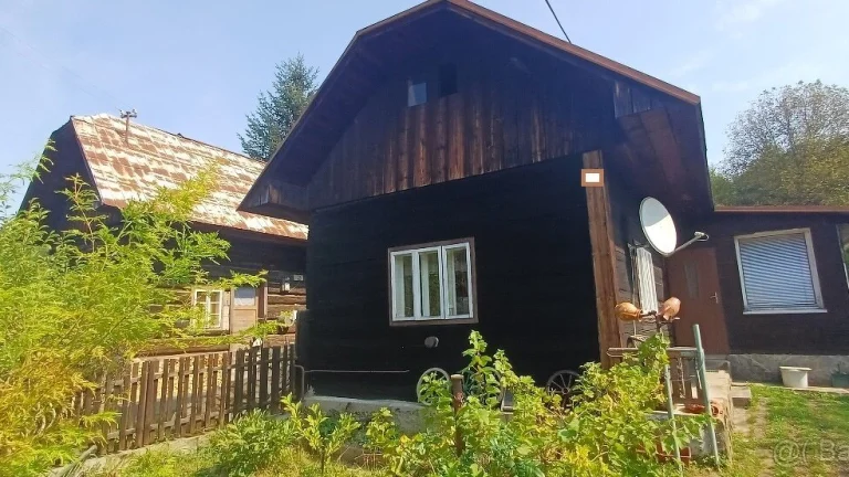 Chalupa s peknou záhradou / 833 m2 / Rudinská - KNM