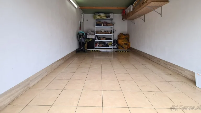 Garáž na Humenskej ulici v Michalovciach