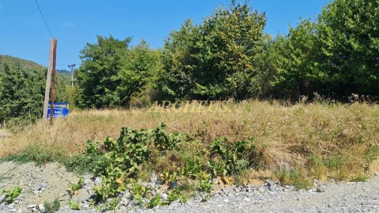 Pozemok na stavbu RODINNÉHO DOMU - Drienica 1223 m2