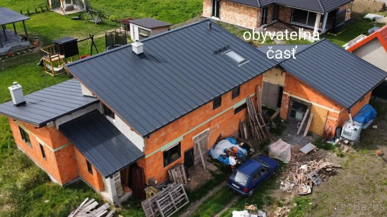 Rodinný dom - novostavba s okamžite obývateľnou časťou