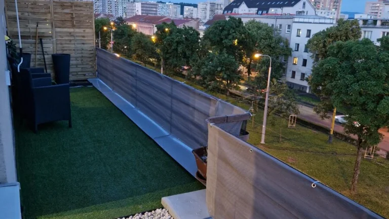 Prenájom 2-izbového bytu s TERASOU – Centrum Košíc, Štúrova