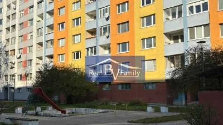 Predaj, Petržalka, 3 izbový byt, Furdekova ulica,kúpou voľný