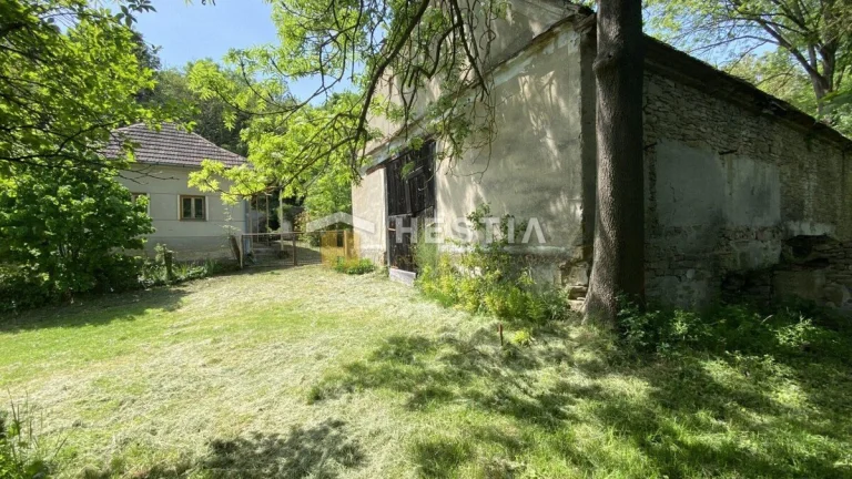 Vidiecka chalupa na polosamote, pozemok 2921 m2, Horné Pasek