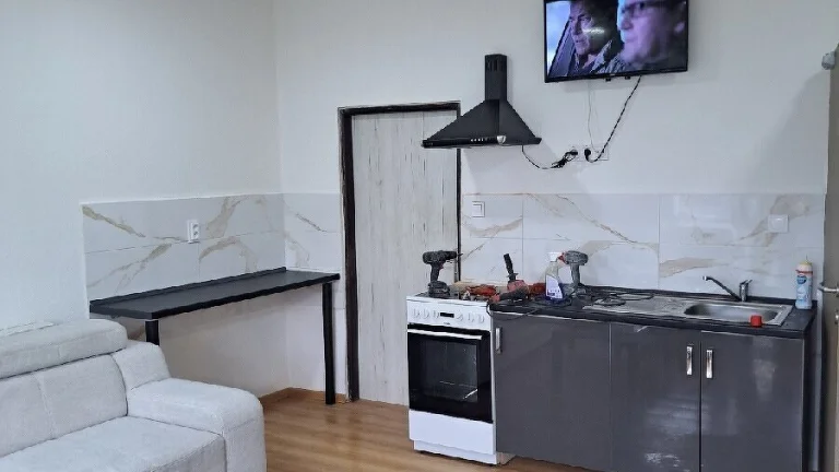 Na prenájom 1 izbový byt v Snine