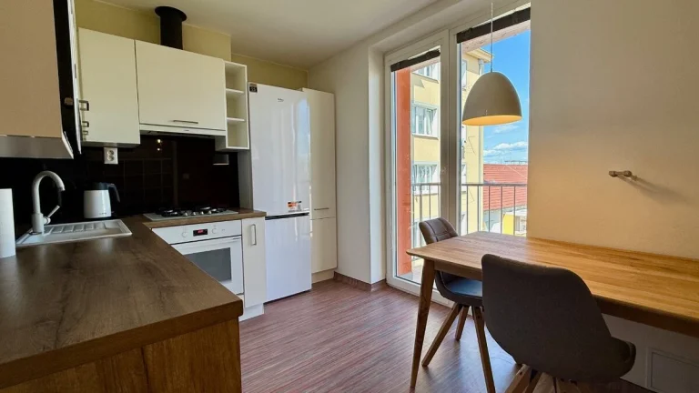 2-izbový byt po na prenájom – centrum Popradu,