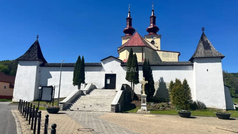 PREDAJ:RD+pozemok 914 m2 ZA CENU BYTU;Divín-Lučenec;88.000 €