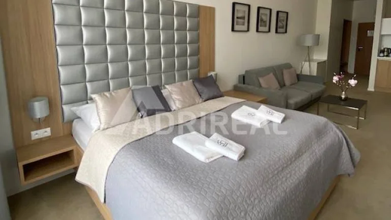 PREDAJ:1i apartmán s balk.;42 m2;Hrebienok Resort II+park.mi