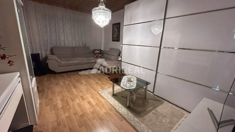 PREDAJ:3-izb.byt+lodžia;70 m2; zariadený;Novozámocká Zvolen;