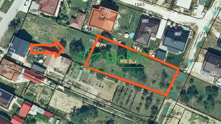 Exkluzívne na predaj stavebný pozemok v obci Rakovice
